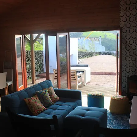 Casa Dos Manos Tatil Evi Furnas (Azores)