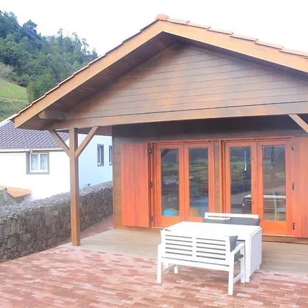 Casa Dos Manos * Furnas (Azores)